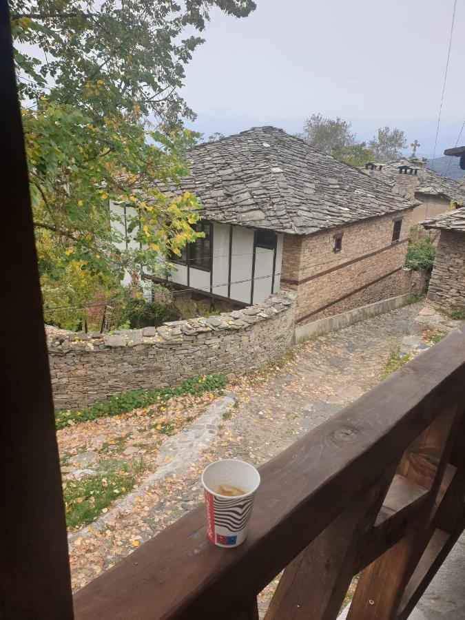 Къща За Гости Близнаците Leshten Exterior foto